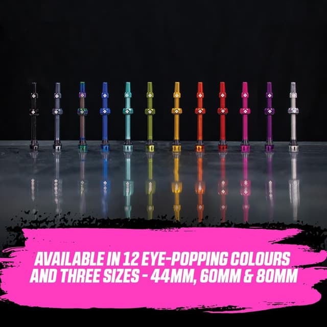 Detalle 2 de Muc-Off Valves Presta Tubeless 44 mm anti-fuite avec outil intégré (paire) – Rose