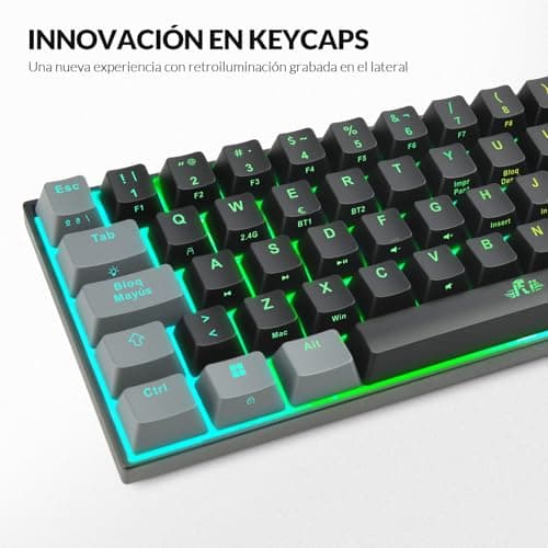 Detalle de Rii RK802 teclado gaming mecánico 60% con RGB y 3 modos de conectividad (Cable / 2.4G / Bluetooth 5.0)