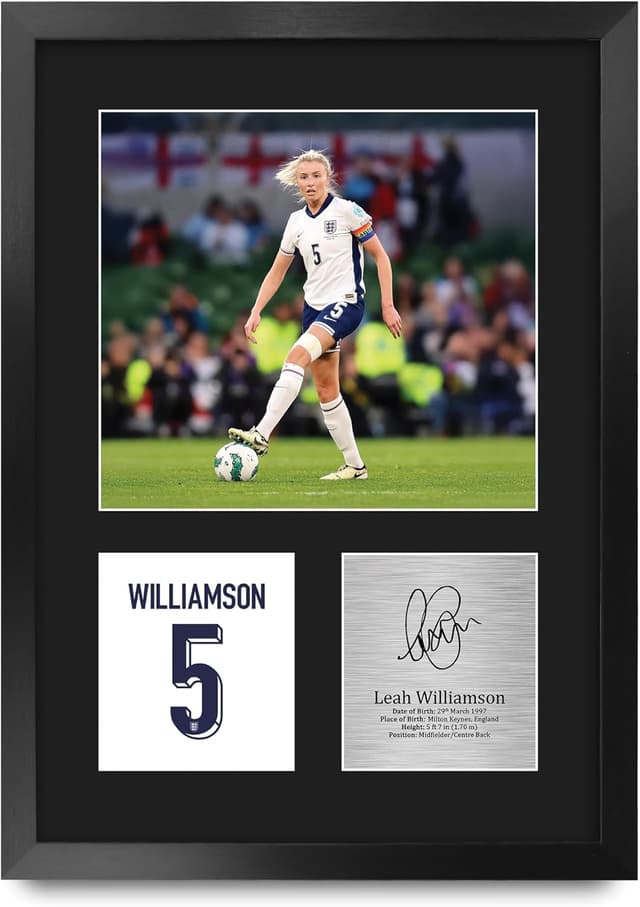 Thumbnail 4 de HWC Trading Leah Williamson A4 Signed Print