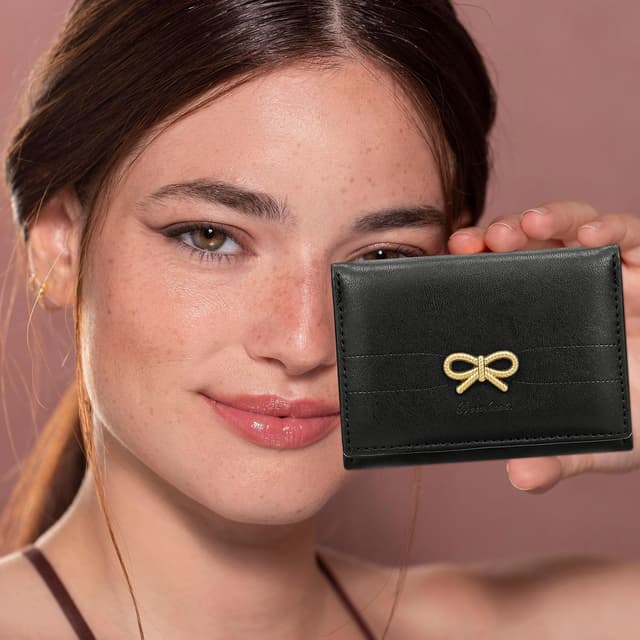 Detalle 2 de Farcauo Damen-Portemonnaie klein mit Ausweisfach und Kartenfächern – Mini-Geldbörse mit Schleife