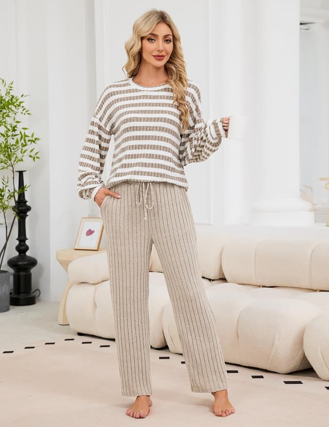 Detalle 2 de Blooming Jelly Womens Lounge Set pajama set