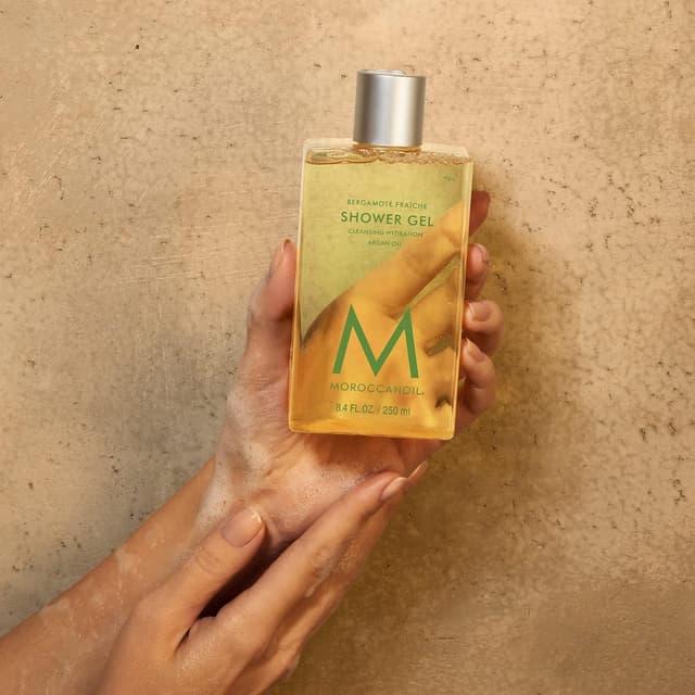 Detalle de Moroccanoil Gel Doccia al Doppio Impatto: deterge e lascia la pelle più idratata