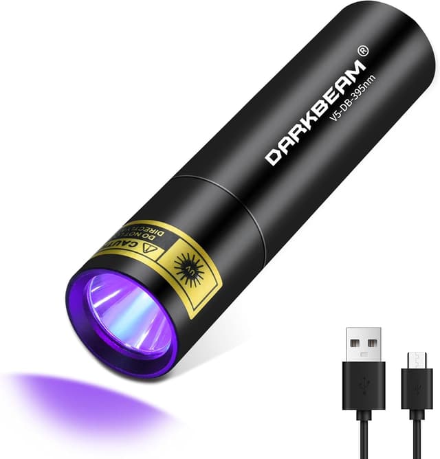 Detalle de DARKBEAM 395 NM UV Flashlight (USB-C Rechargeable) – handheld Wood’s lamp for UV fluorescence, resin curing & pet urine detection