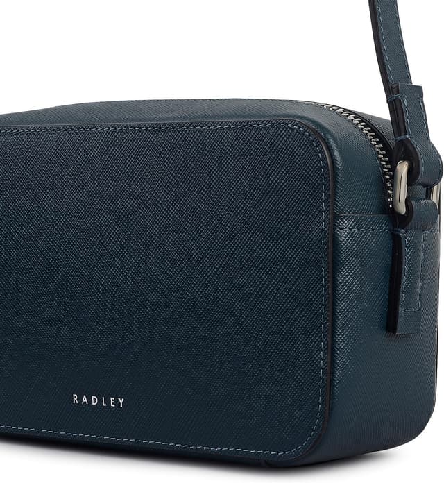 Detalle 2 de RADLEY London Beech Row women’s leather mini zip-around crossbody bag