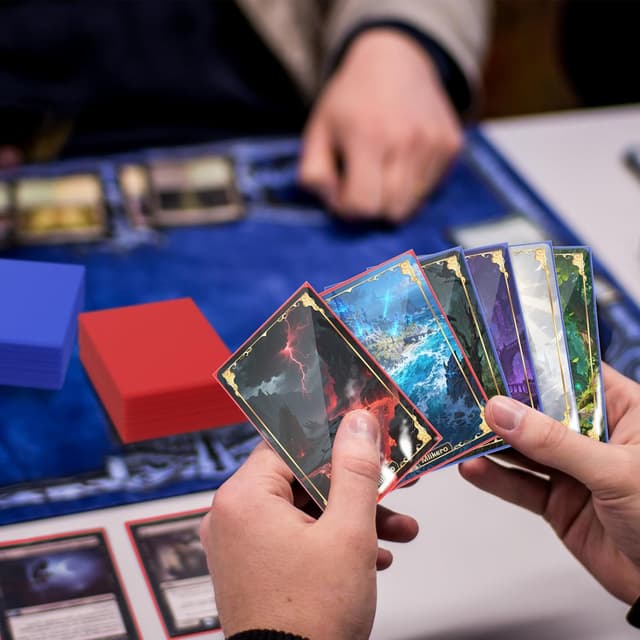 Detalle de Mlikero 500 Kartenhüllen (66 x 91 mm) in 5 Farben – Sleeves für MTG, Sammelkarten & Sportkarten