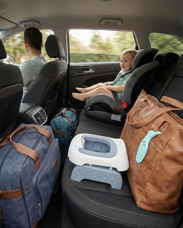 Thumbnail 6 de Pote Pals Travel Potty (PU Cushioned) with 5 Disposable Liners – Grey Woodland