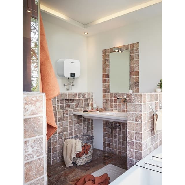 Detalle de Vaillant II VEN/H 15/7-3 15 litros termo