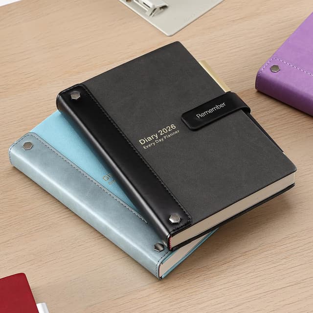 Detalle 2 de Mcdsuc 2026 Diary A5 page a day planner