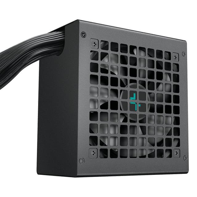 Detalle 2 de DeepCool PL550D 550W 80 Plus Bronze fuente de alimentación