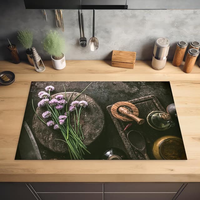 Detalle 2 de KitchenYeah Herdabdeckplatte Einteilig für Ceranfeld – Fotodruck „Kräuter/Gewürze“ (81x52 cm), Braun