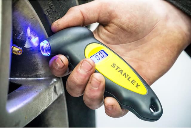 Thumbnail 6 de STHT80874-0 testeur de pression pneu digital