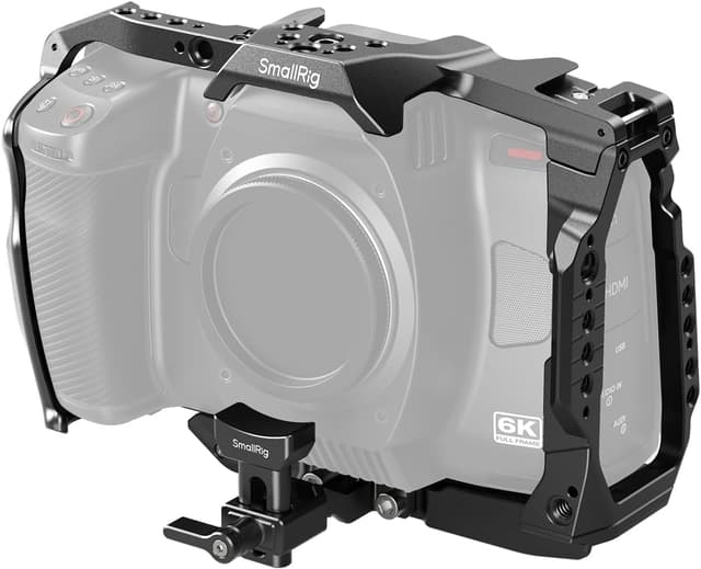 Detalle de SmallRig Cage for Blackmagic Design Cinema 6K (4785) – full/half 2-in-1 with lens mount converter support
