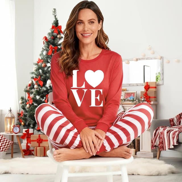Detalle 2 de Valentine pyjamas set, heart long sleeve