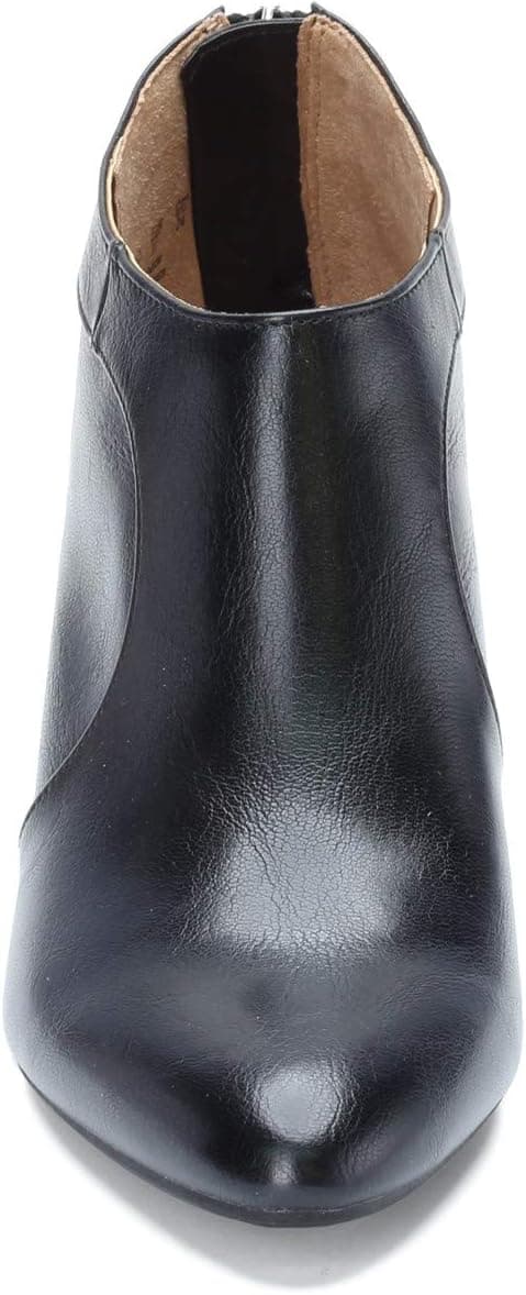 Detalle de LifeStride Women’s Georgia comfort dress shoe with soft support and traction sole