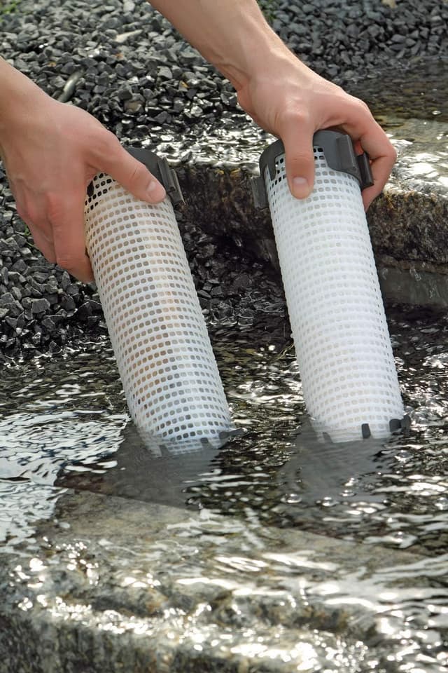 Thumbnail 3 de Oase AquaActiv PhosLess Phosphatbinder 2 Säulen 1 l