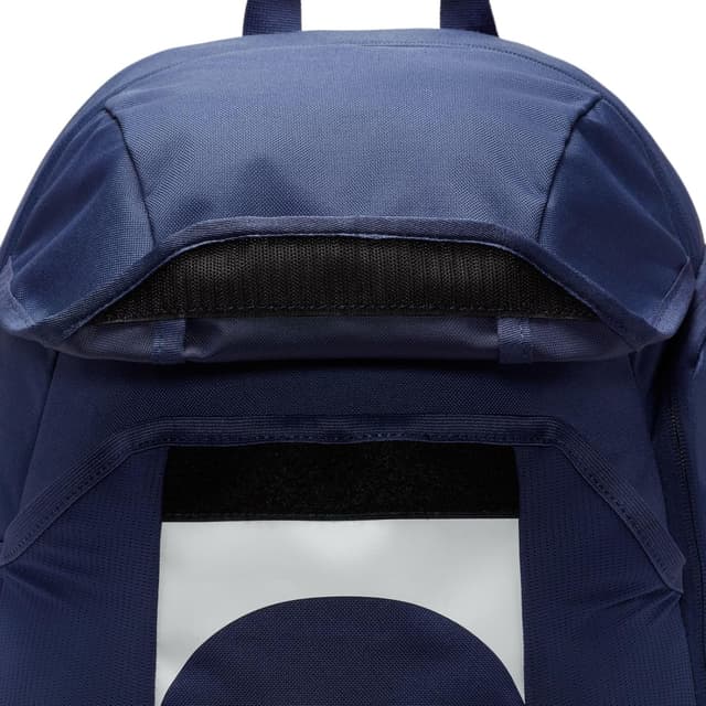 Detalle de Mochila Escolar Nike ACCADEMY 2.3 DV0761 en azul marino