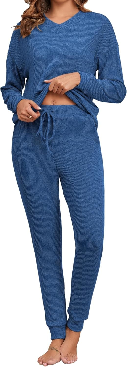 Detalle de Famulily loungewear set 2 piece, V neck