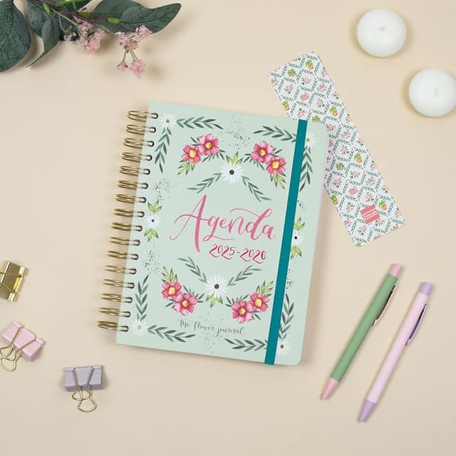 Detalle 2 de Finocam Agenda The Flower Journal 1 día página 2025-2026 Verde