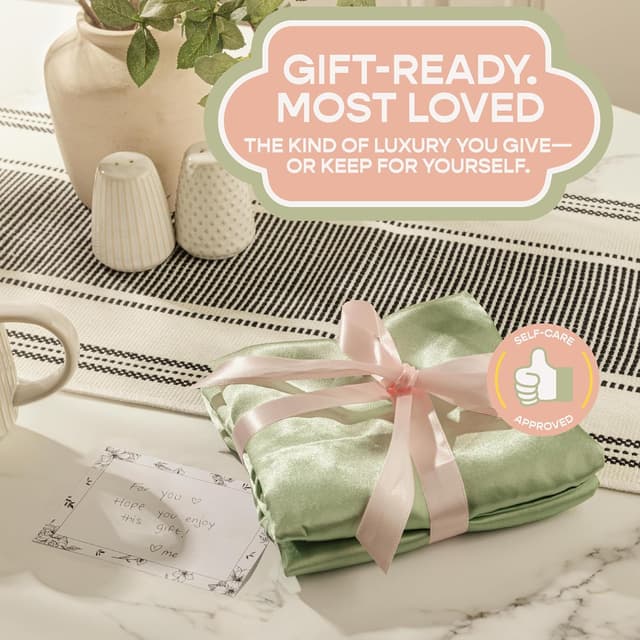 Detalle de BLISSFORD Satin Pillowcase with Hidden Zipper (Set of 2) — White, Standard Size