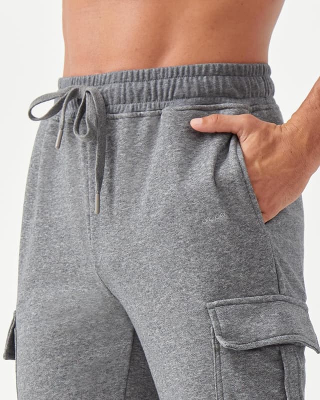 Detalle de Zylioo extra long inseam men’s sweatpants with pockets (open bottom)