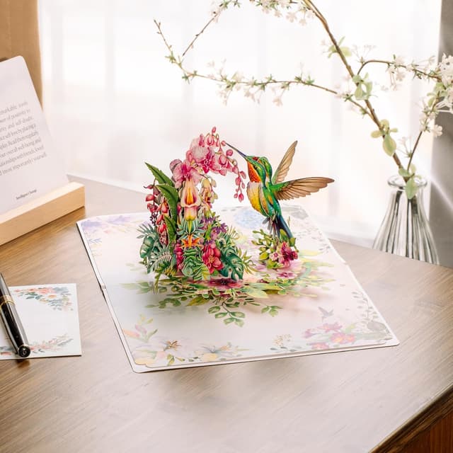 Thumbnail 2 de CUTPOPUP HummingBird Pop Up Card