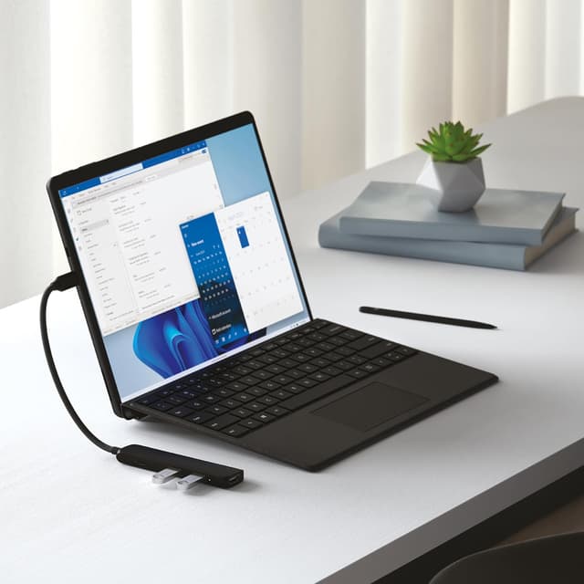 Thumbnail 6 de SATECHI Hub USB-C 4 in 1 Slim Plus con ricarica PD fino a 100W, HDMI 4K 60Hz e 2×USB-A 10Gbps (Nero)