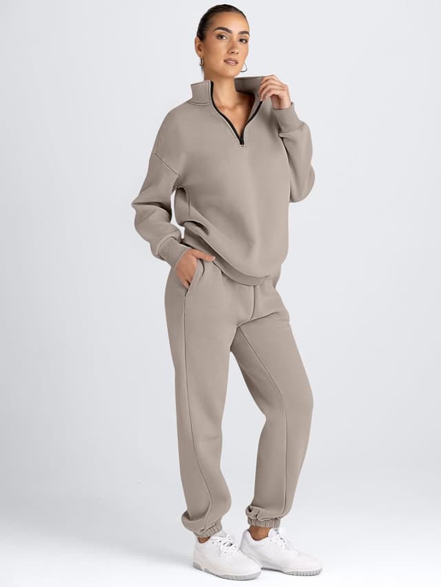Detalle 2 de AUTOMET Loungewear Set