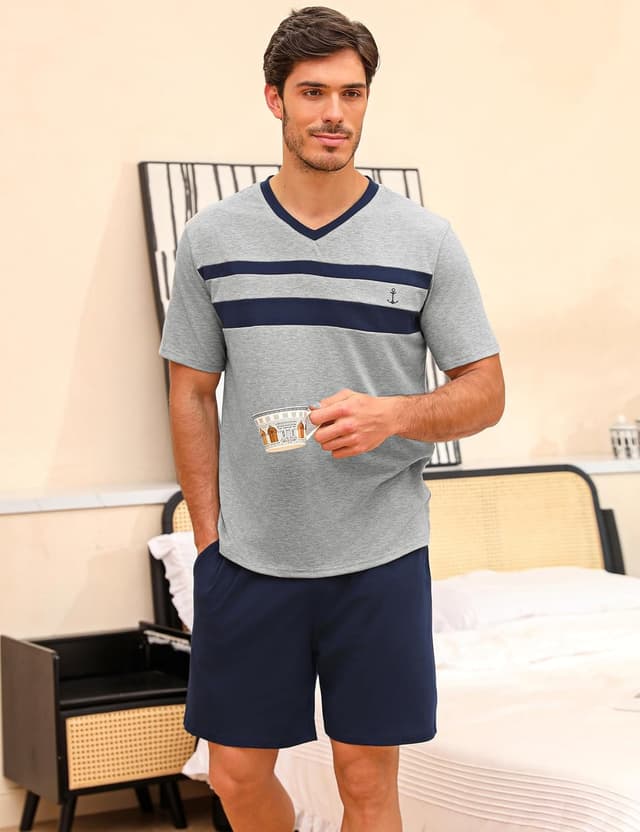 Detalle 2 de Nieery Herren-Schlafanzug kurz aus Baumwolle (Sommer-Set mit V-Ausschnitt T-Shirt & Shorty)