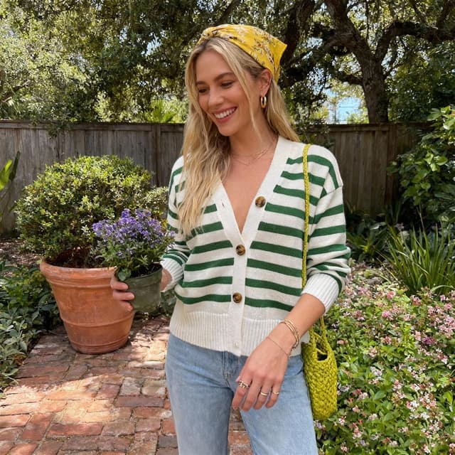 Detalle de Truwelby V-neck cardigan for women