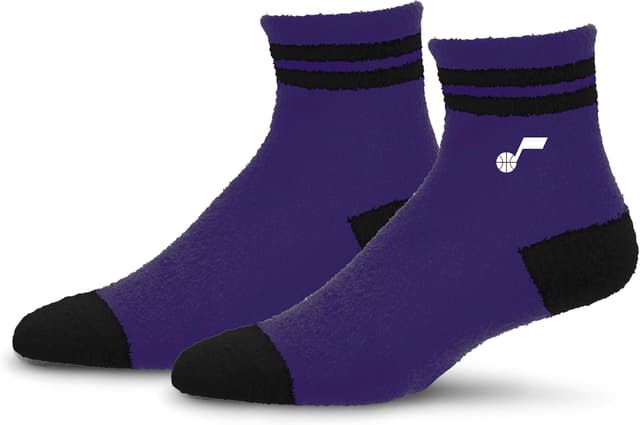 Detalle 2 de For Bare Feet NBA Unisex Kids Cozy Two Stripe Los Angeles Lakers Socks (Youth Shoe Size 13, 1–5)