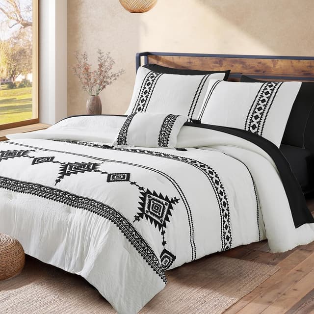 Detalle de MaiRêve Embroidery Comforter Set Queen 90x90