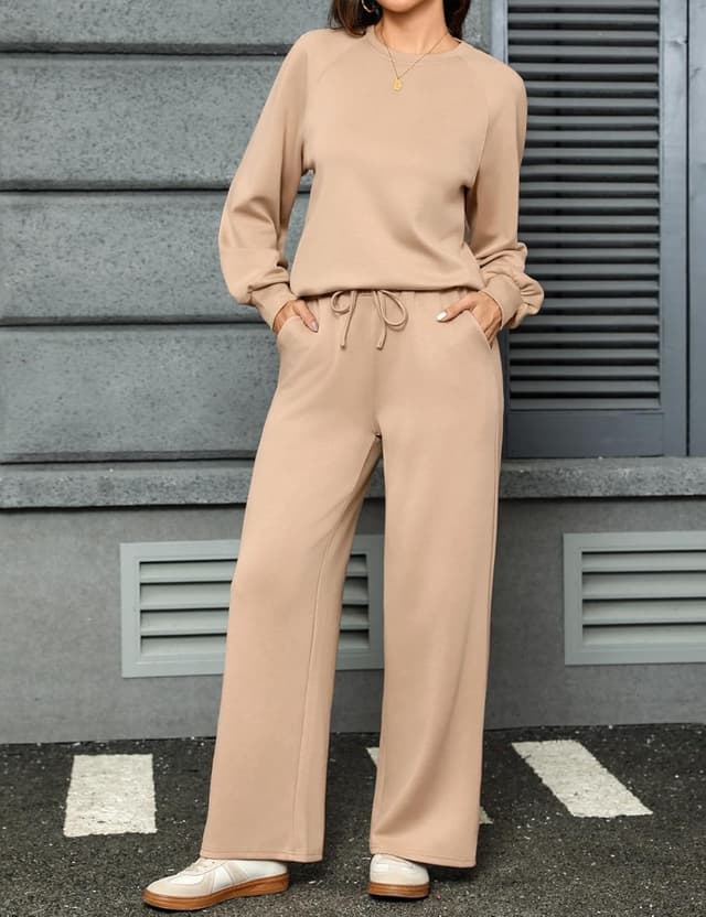 Detalle 2 de Totatuit tuta sportiva da donna in due pezzi con felpa girocollo e pantaloni larghi