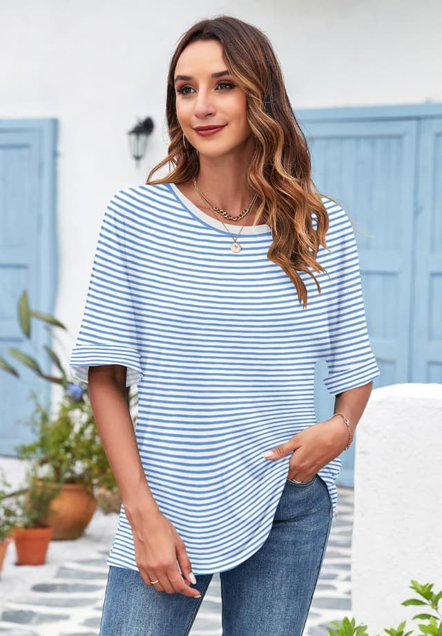 Detalle de WNEEDU Oversize Shirt Damen Kurzarm mit Rundhalsausschnitt und gekrempelten Ärmeln