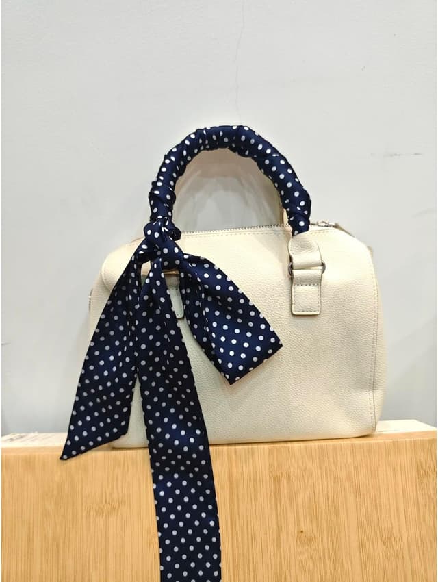 Detalle 2 de GIMIRO Satin Gürtel 5 cm x 195 cm