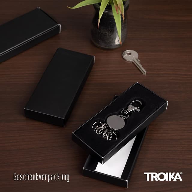 Detalle 2 de TROIKA Basic GM (gun metal) – Schlüssel-Organizer mit Karabiner und 6 austauschbaren Ringen