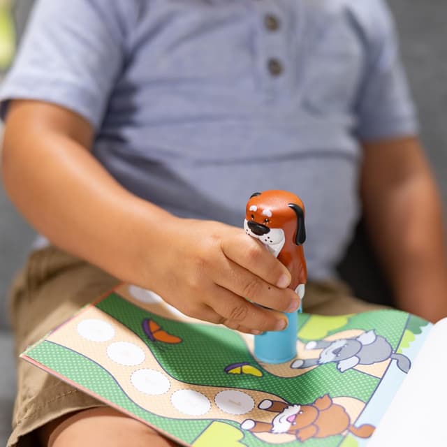 Thumbnail 6 de Melissa & Doug Sticker WOW : tamponneuse chien + bloc d’activités (300 autocollants) – livre de stickers