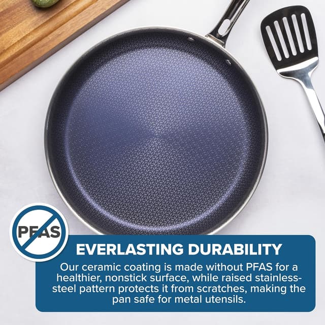 Detalle de Viking Hybrid Plus 3-Ply Ceramic Nonstick Frying Pan (12-Inch), PFAS-Free, Induction & Oven Safe