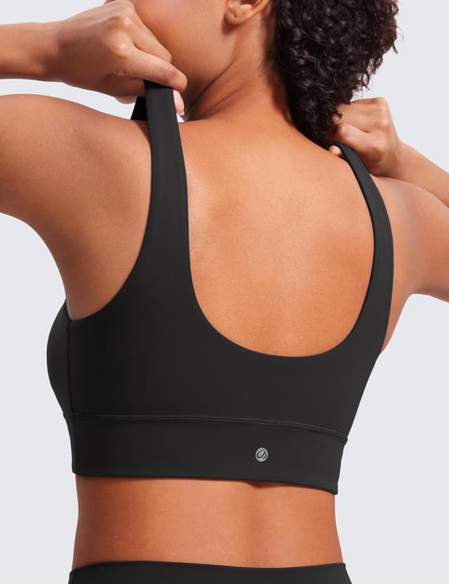 Detalle 2 de CRZ YOGA Women’s ButterLuxe U Back Padded Low Impact Sports Bra Crop Top