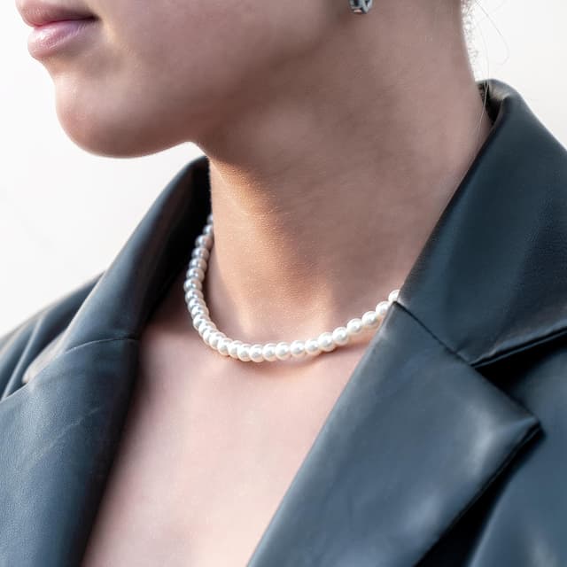 Detalle de Netrox Perlenkette mit verstellbarer Edelstahlkette und Geschenkbox – für Damen & Herren