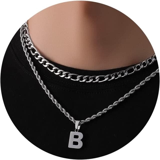 Detalle de Rajputana layered initial A–Z letter necklace (stainless steel) with Figaro rope chain