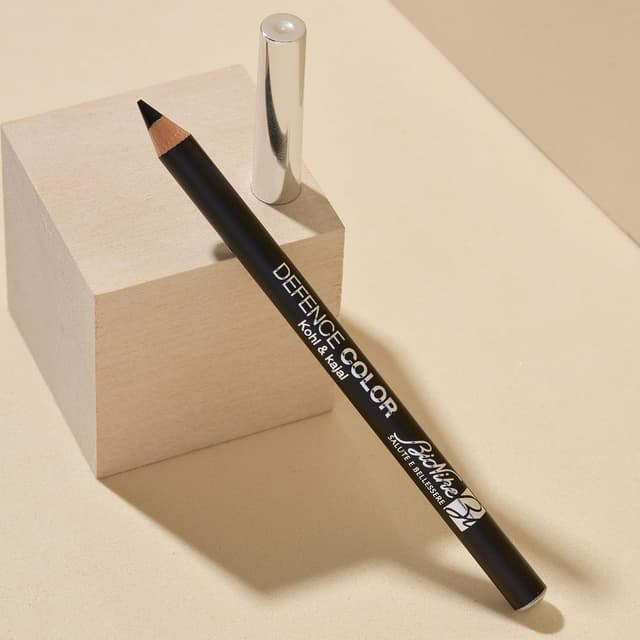 Detalle 2 de BIONIKE Defence Colour Augenstift 101 Noir