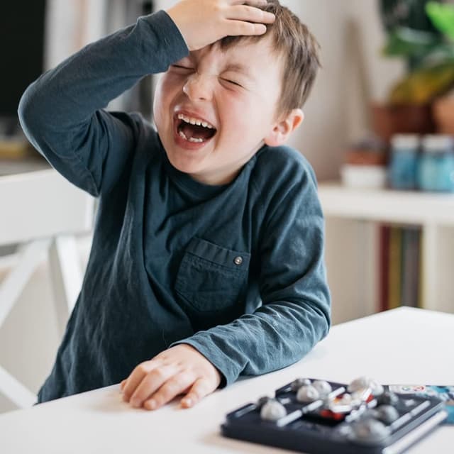 Thumbnail 3 de SmartGames Alerte Astéroïdes gioco di logica 380 g