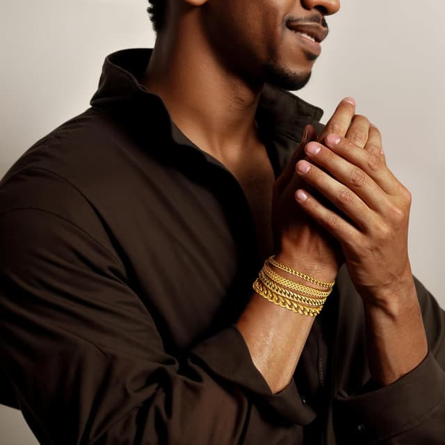 Detalle de Esmoly Herren-Armband Set in Silber (4 Stück) aus 316L-Edelstahl – stapelbar, hypoallergen