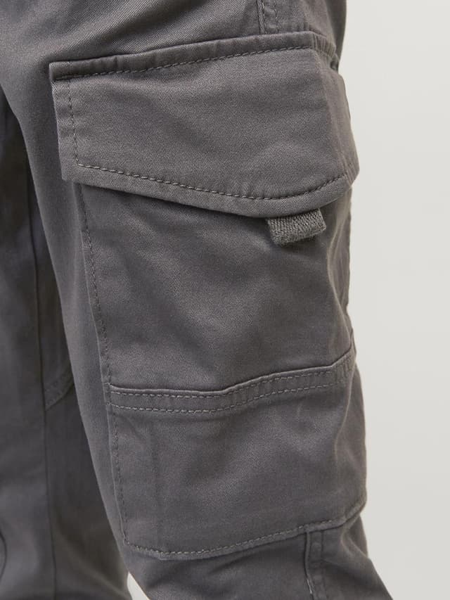 Detalle 2 de Pantaloni cargo junior JACK & JONES leggeri e traspiranti