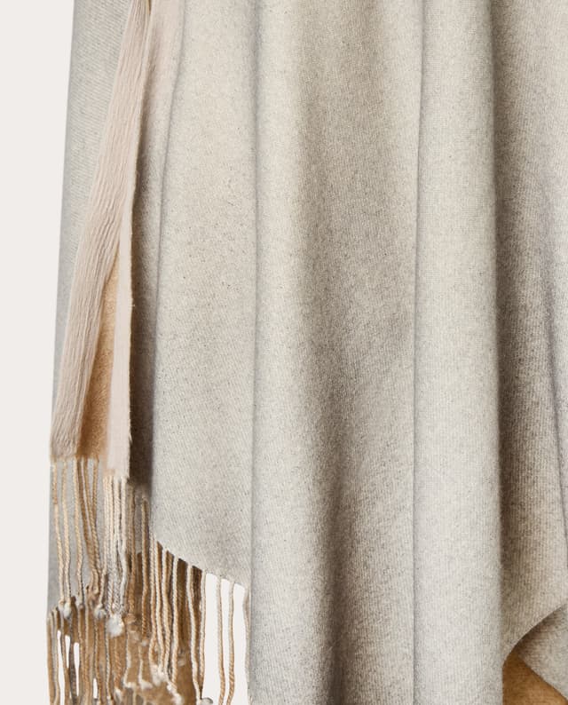 Thumbnail 3 de Ama Pure Capa de cashmere