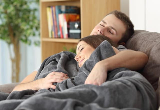 Thumbnail 6 de Utopia Bedding Kuscheldecke 200x150 Grau Flausch Fleecedecke