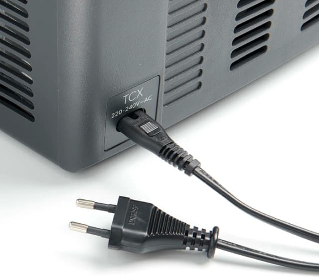 Detalle 2 de Dometic TCX 14 Kühlbox mit 14 Litern: kühlt bis 27 °C unter Umgebung, heizt bis 65 °C