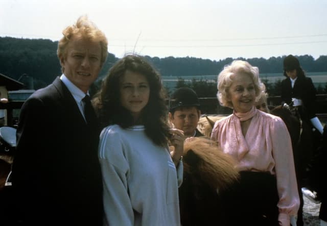 Thumbnail 6 de WME Home Entertainment „Fest im Sattel: Der Mooshof“ Komplettbox mit 48 Episoden