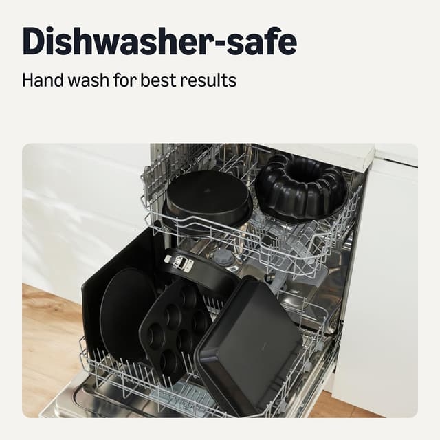 Thumbnail 4 de Amazon Basics Nonstick Bundt Pan, Dishwasher and Oven-Safe, 25.4 cm
Amazon Basics Nonstick Bundt Pan, Dishwasher an…