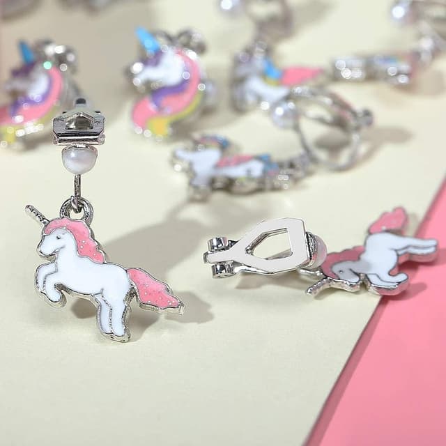 Detalle de Pinkgarden Clip On Earrings for Girls set of unicorn designs (pretend play & dress-up)